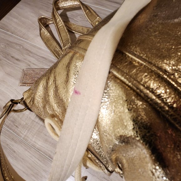 Coach Gold Shoulder Bag - Picture 13 of 15